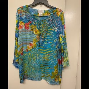 Tropical Print V-Neck Tunic top Size Medium